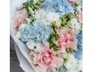 Нежный букет с розами , эустомой и гортензиями «АРИЭЛЬ» Нежный букет с розами , эустомой и гортензиями «АРИЭЛЬ»