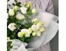 Нежная Эустома Лизиантус с эвкалиптом